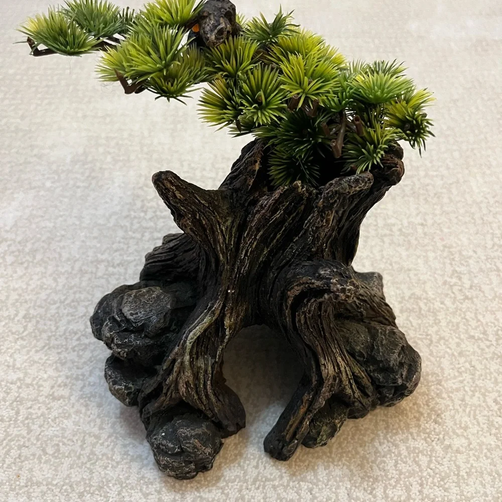 Reptile and aquarium items